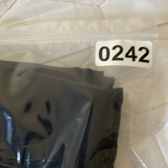 Athleta Blossom Intuition 7/8 Leggings S Black Floral Print - Picture 8 of 9